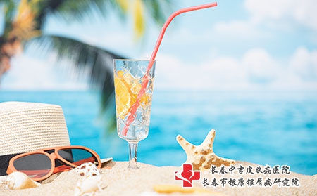 长春牛皮癣医院小满时节牛皮癣冬病夏治正当时