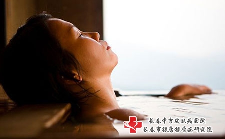 3 (97)泡浴 3 (97)泡浴