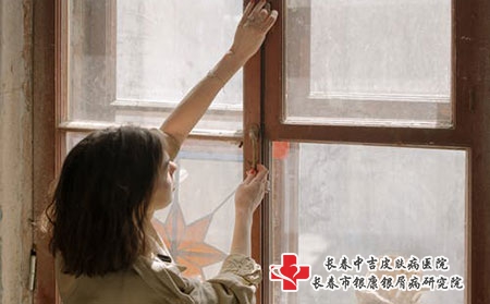 牛皮癣这个疾病如果非常的痒要怎么做呢?