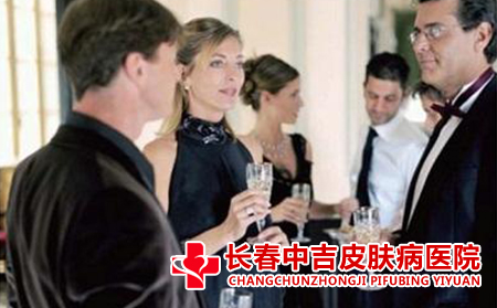 白癜风合适怎么进行治疗