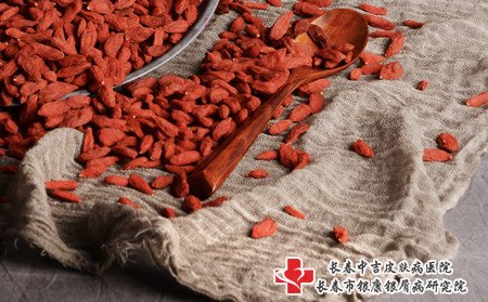 牛皮癣关节炎护理,如何护理牛皮癣关节炎