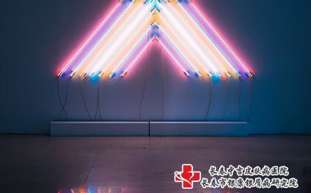 如何应对牛皮癣脱屑的问题